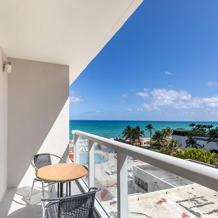 Sunny Isles Beach Resort Studio With Ocean Views エクステリア 写真