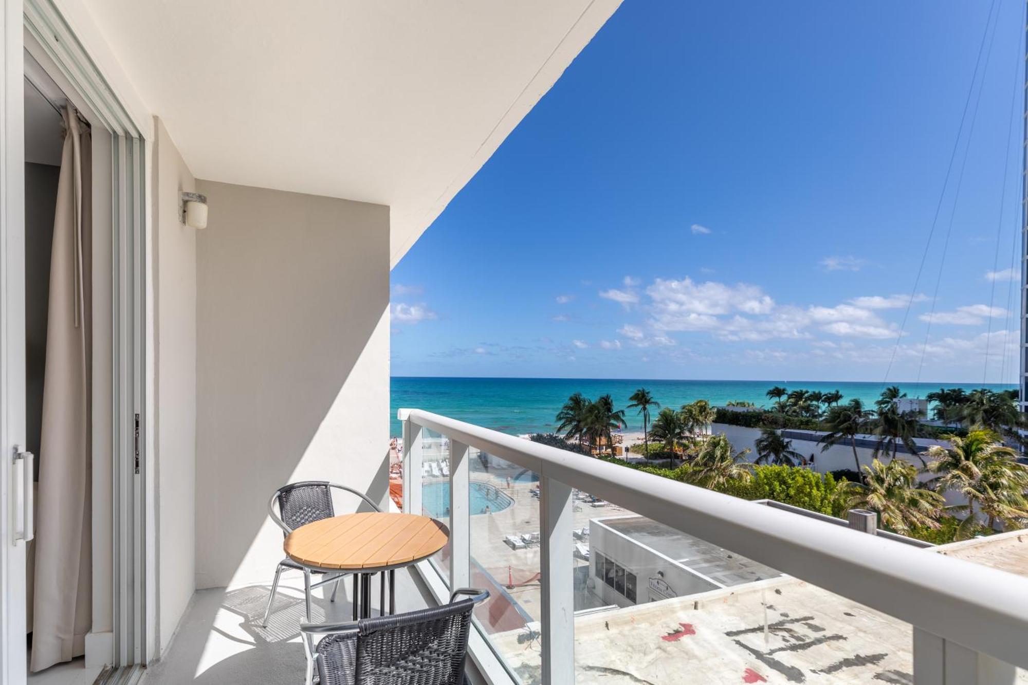 Sunny Isles Beach Resort Studio With Ocean Views エクステリア 写真